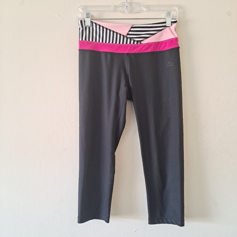 RBX Black pink & white stripe Capri leggings -Sz M